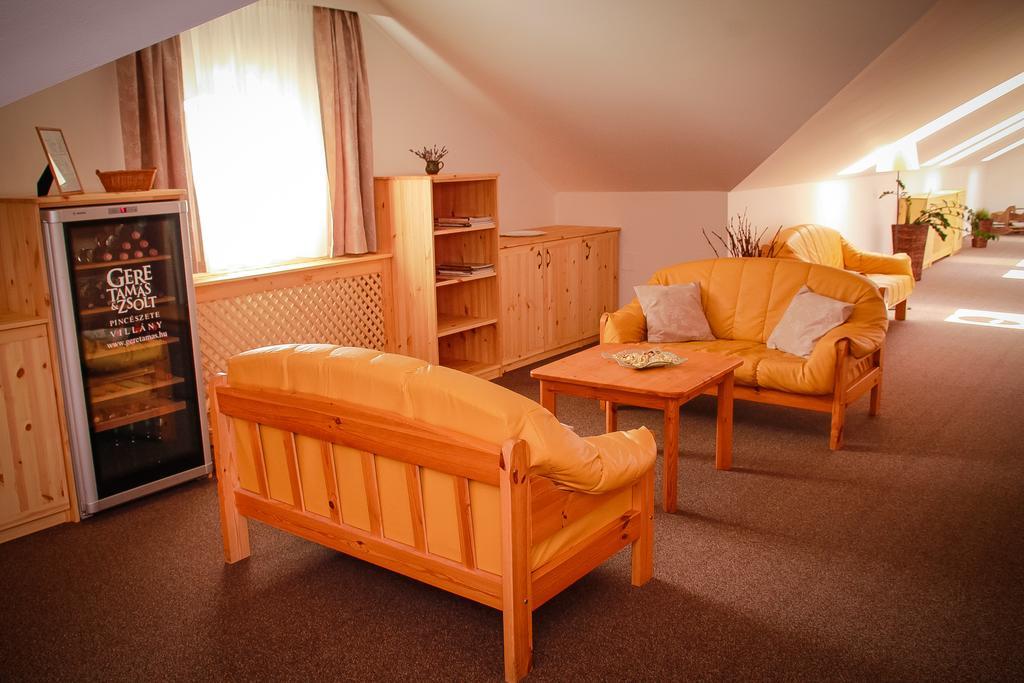 Diofa Panzio Bed & Breakfast Villany Luaran gambar