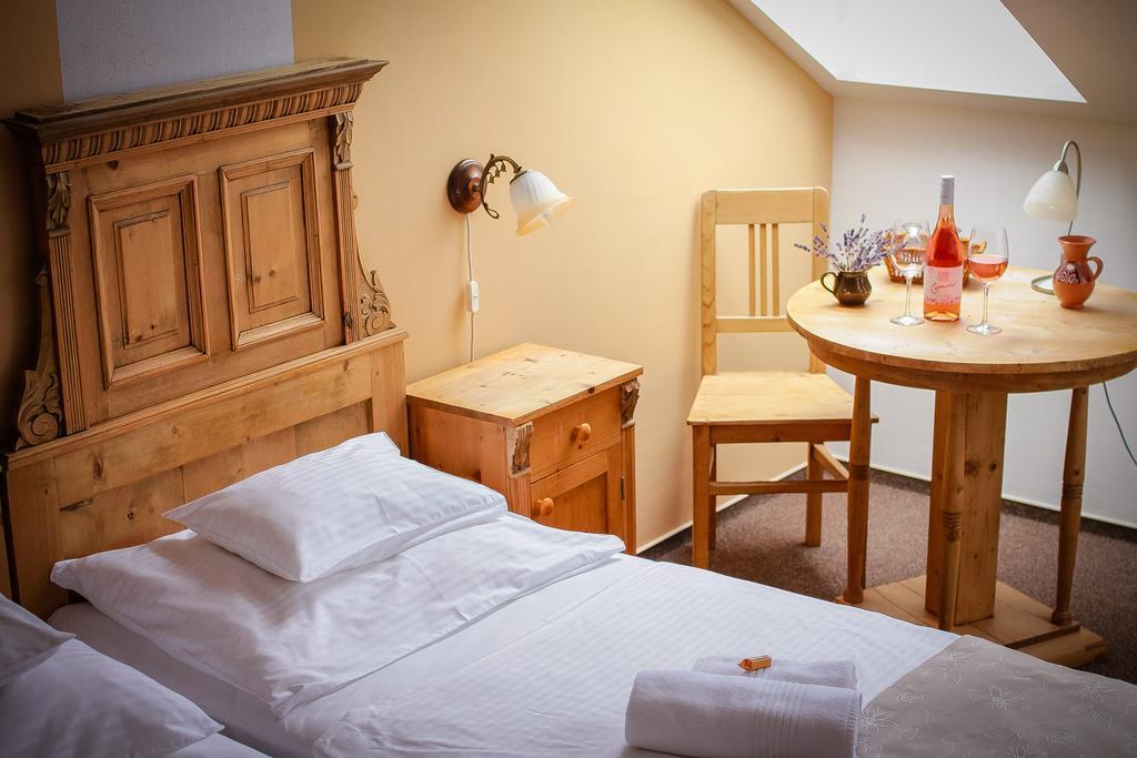 Diofa Panzio Bed & Breakfast Villany Bilik gambar